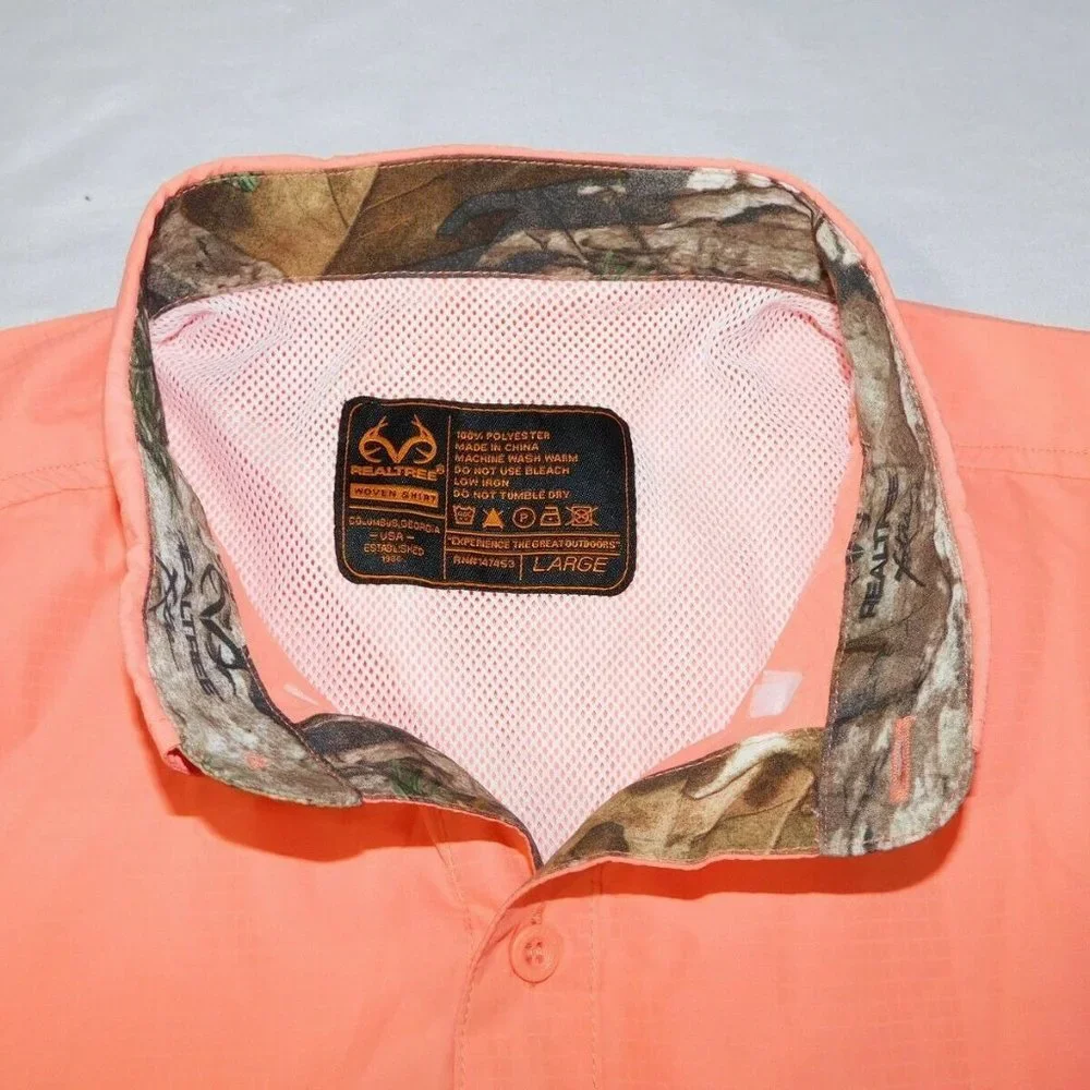 Realtree Men L Salmon Pink Button Front Short sleeve vented Outdoors Shirt - Picture 2 of 11